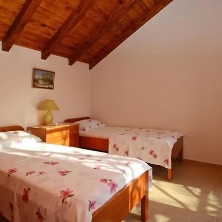 Croatia Accommodation-luxury With Swimming Pool *