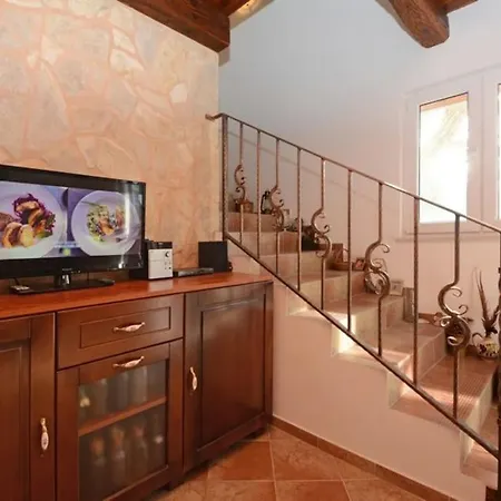 Croatia Accommodation-luxury With Swimming Pool *